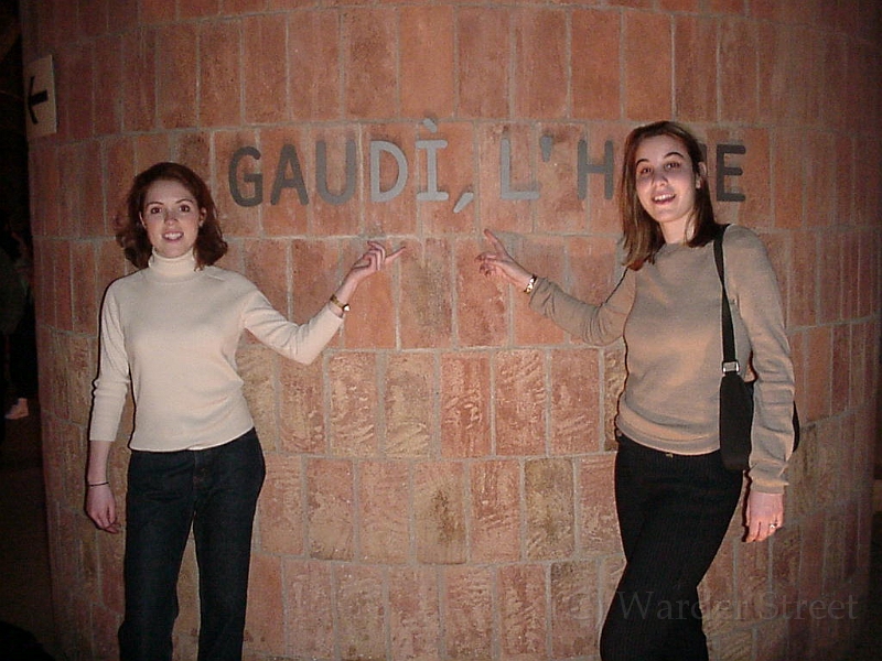 Meridith And Stacey At La Pedrera.jpg